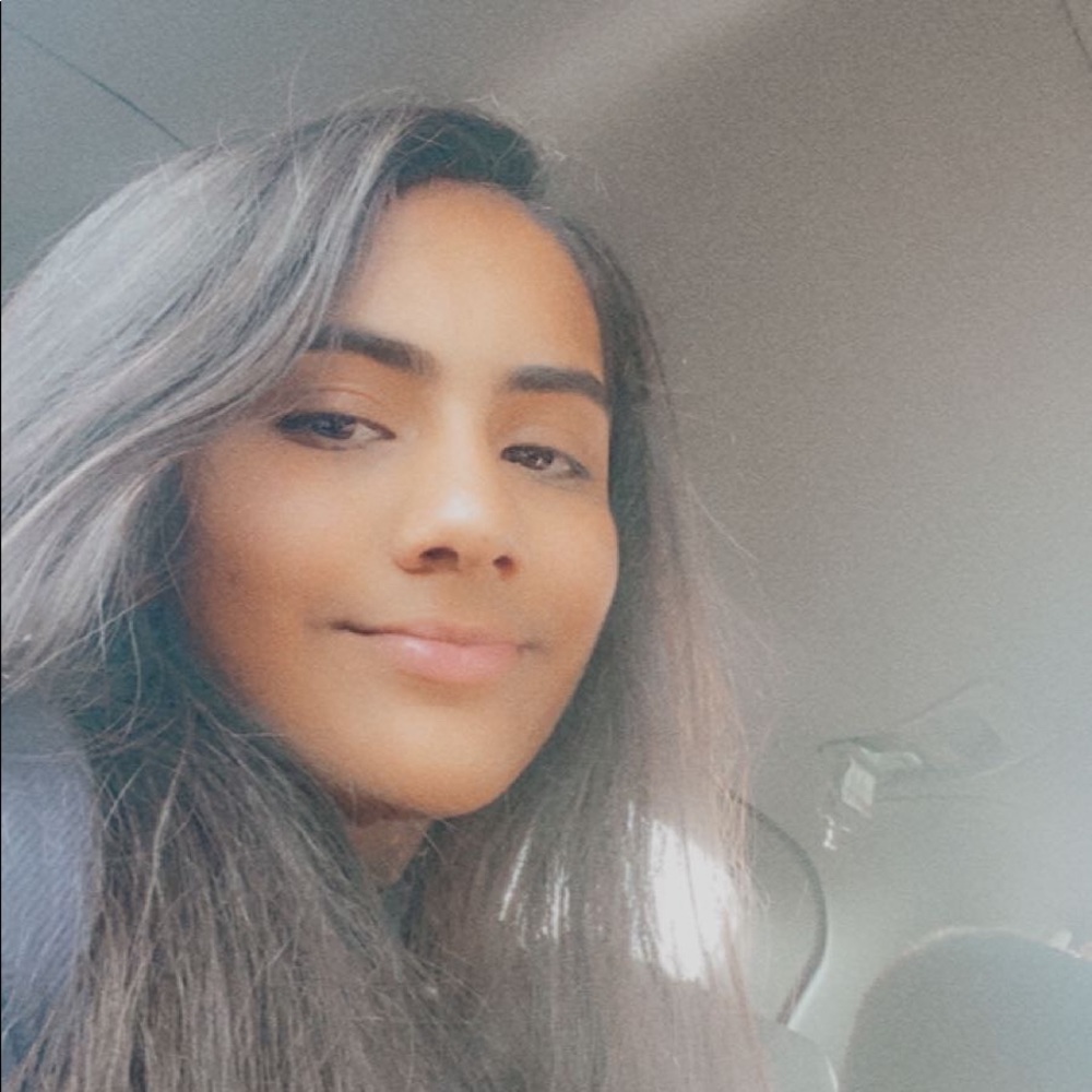 Meet your Posher, Riya